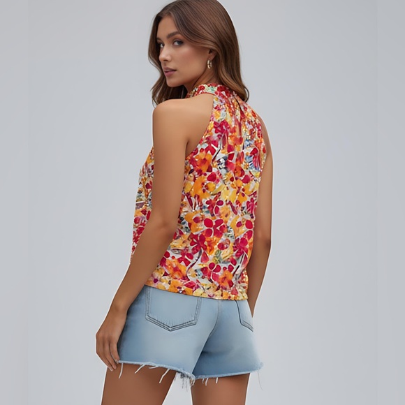 Floral Print Keyhole Back Halter  Blouse - Picture 3 of 9